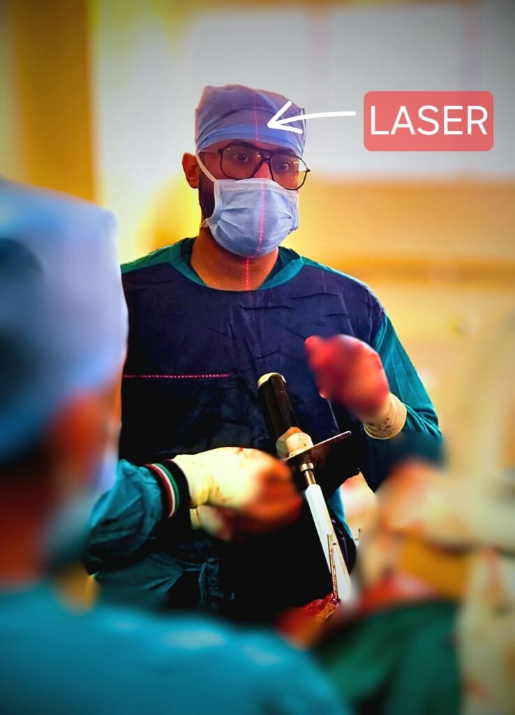 Laser vs Robotic Hip Replacement comparison showing minimally invasive laser-assisted hip surgery and robotic-assisted hip replacement technology in Indore.